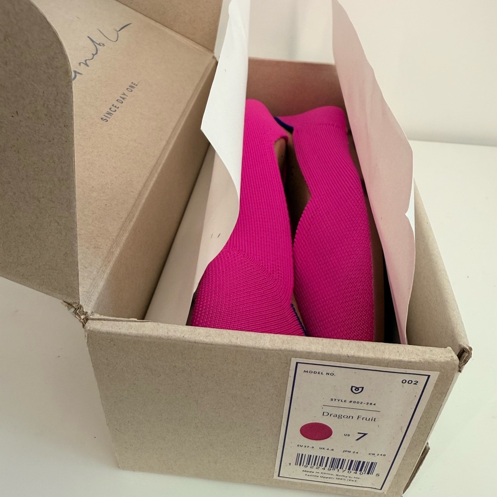 Rothy's ‘The Point’ Limited Edition Bright Pink Pointed Toe Flats - Picture 7 of 8